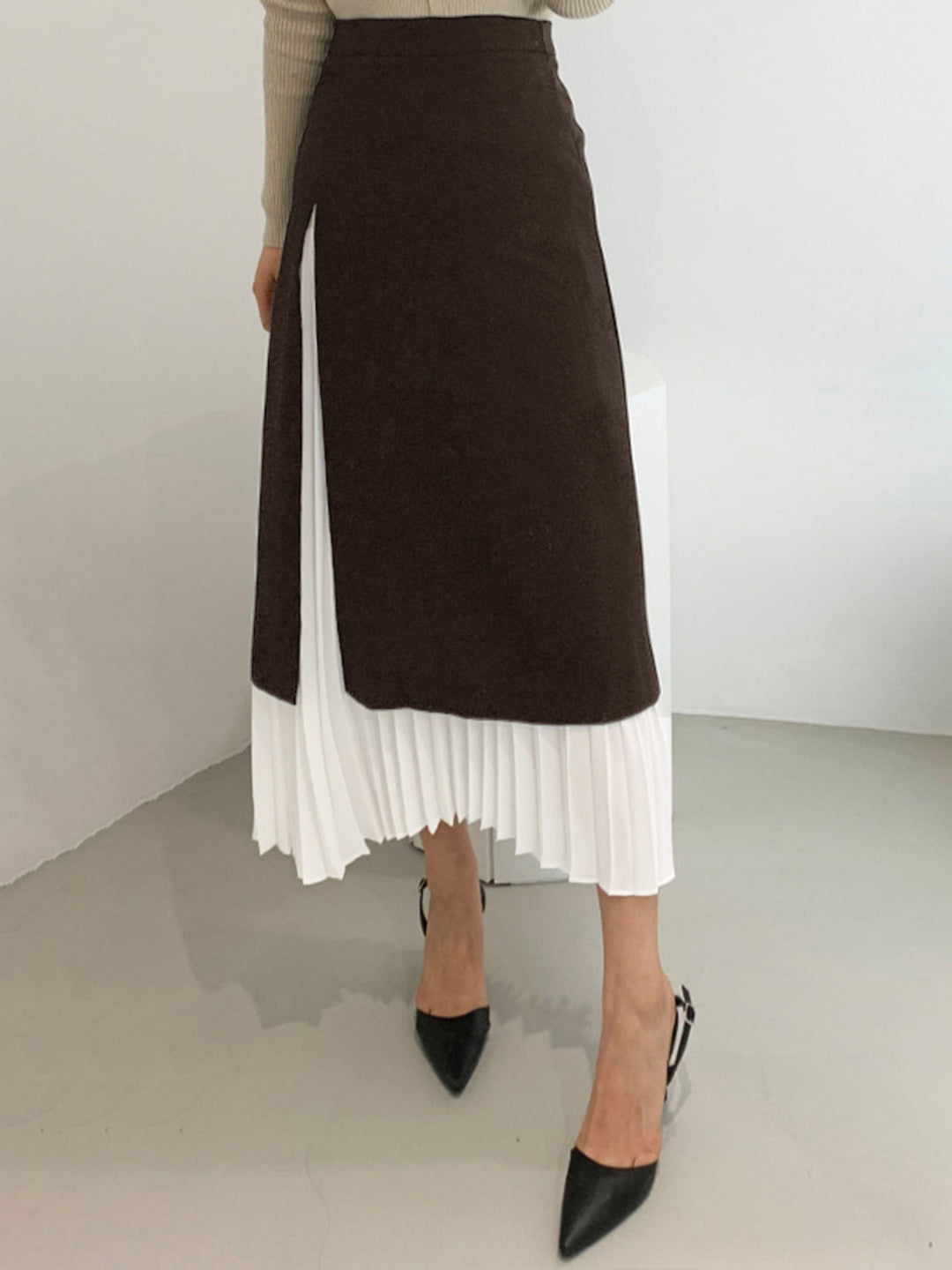 Two Tone Pleated Long Skirt – COMMENSE